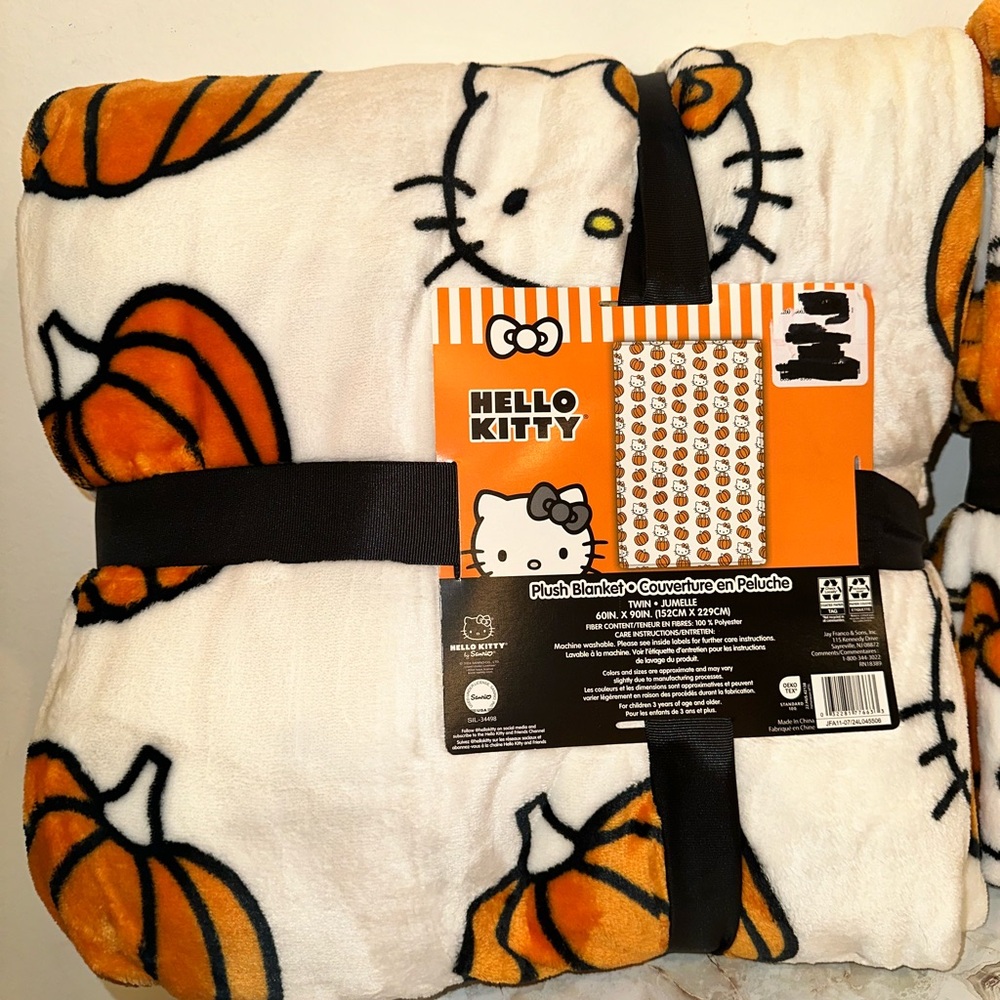 Hello Kitty Pumpkin White Plush Blanket Twin “60x90”